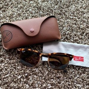 Ray-Ban Clubmaster Fleck Women’s Sunglasses